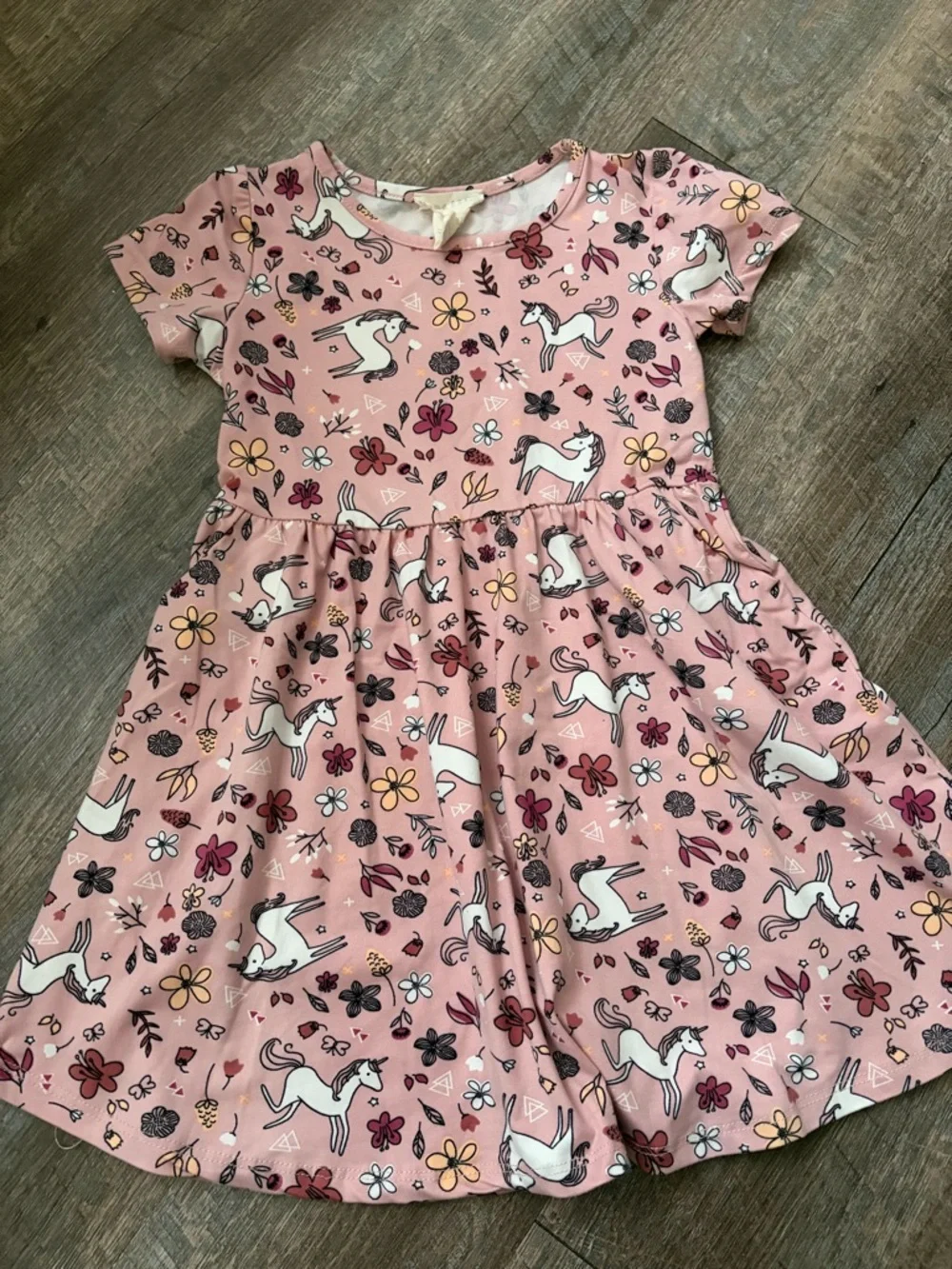 🌸 $10 SALE 🌸 Pink Unicorn & Floral Girls Dress